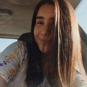 Meet your Posher, Alyssa